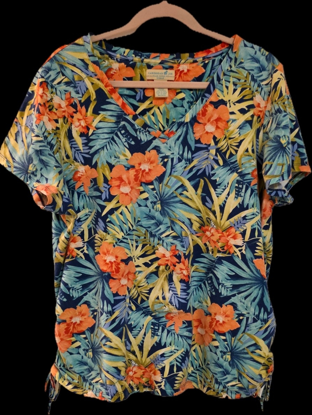 Caribbean Joe Navy Floral V-Neck Short Sleeve Top